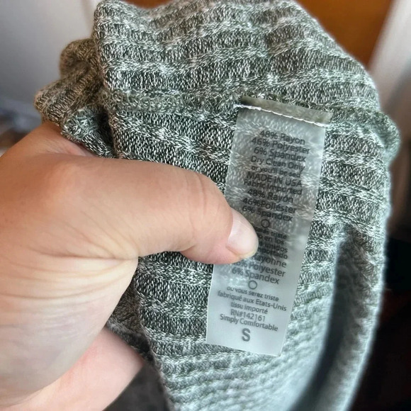 NWT LULAROE OLIVE GREEN SARAH DUSTER CARDIGAN - Picture 5 of 5